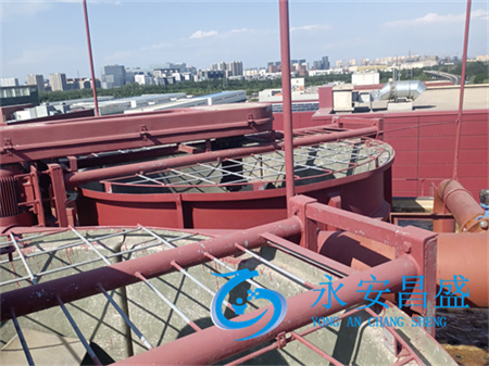 全方位解析空調(diào)分管機(jī)清洗技巧，助力中央空調(diào)持久高效制冷