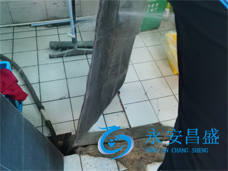 維護(hù)企業(yè)室內(nèi)空氣質(zhì)量 定期清洗中央空調(diào)通風(fēng)管道 確?？諝獬Ｐ?></a></div>
                      <div   id=